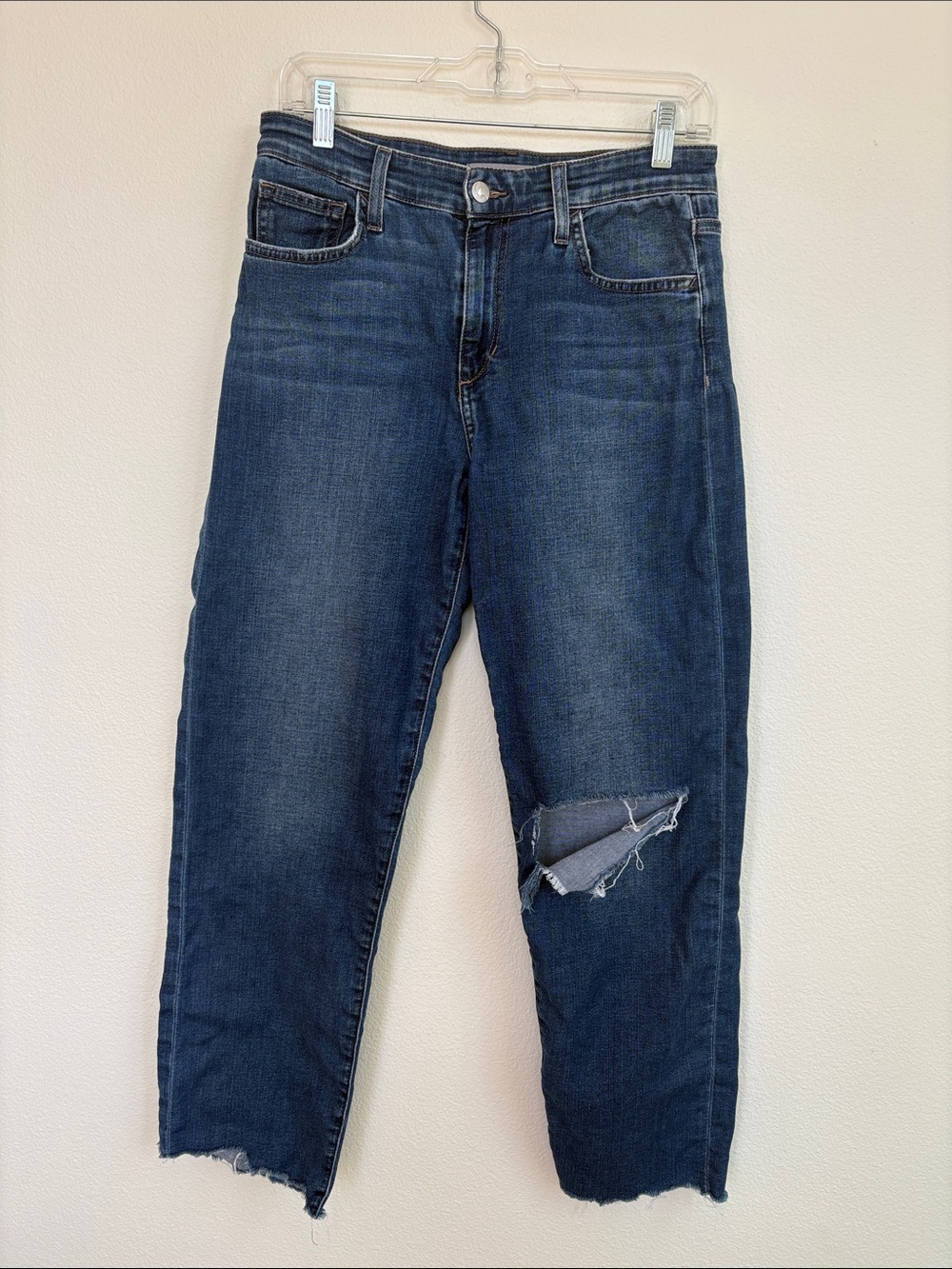 Joe's Jeans The Niki Distressed Boyfriend Jeans Pollera Step Hem Size 26 / 30